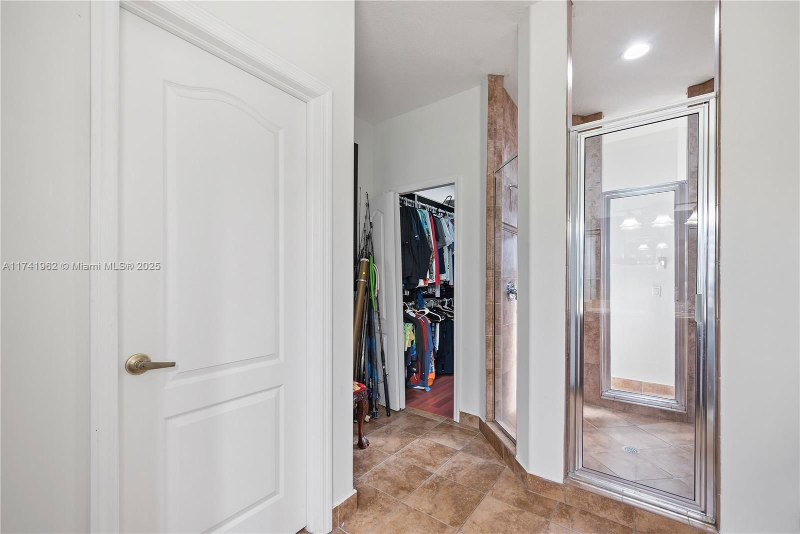 Real estate property located at 1360 142nd Ave, Miami-dade, West Dade Land Sub, Miami, FL