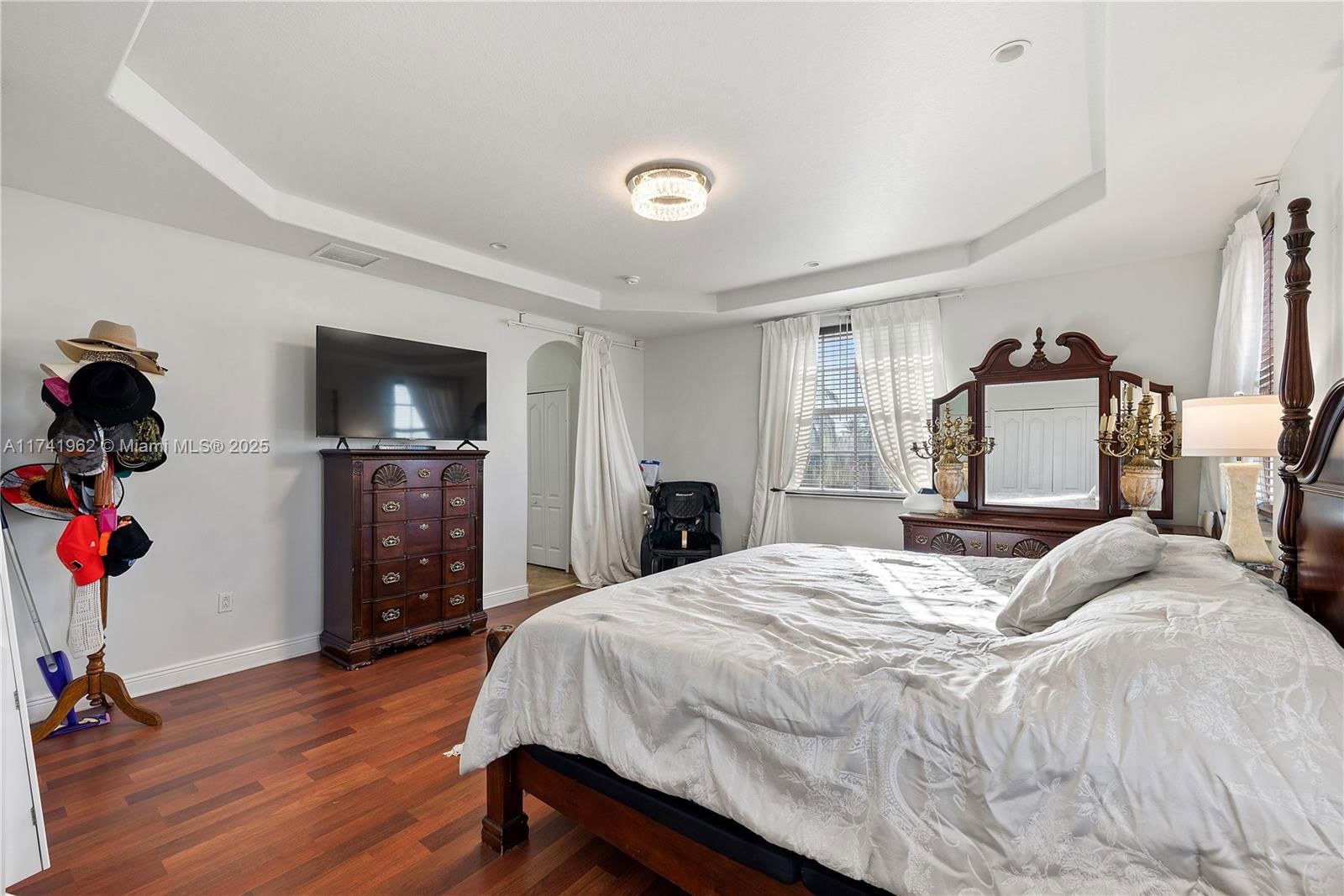 Real estate property located at 1360 142nd Ave, Miami-dade, West Dade Land Sub, Miami, FL