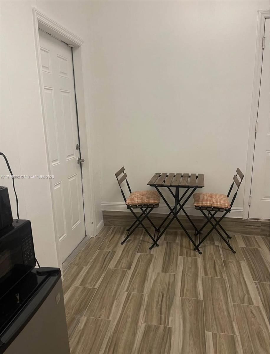 Real estate property located at 1360 142nd Ave, Miami-dade, West Dade Land Sub, Miami, FL