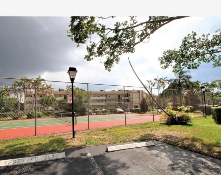 Real estate property located at 8340 Sands Point Blvd P101, Broward, Sands Point Condominium I, Tamarac, FL
