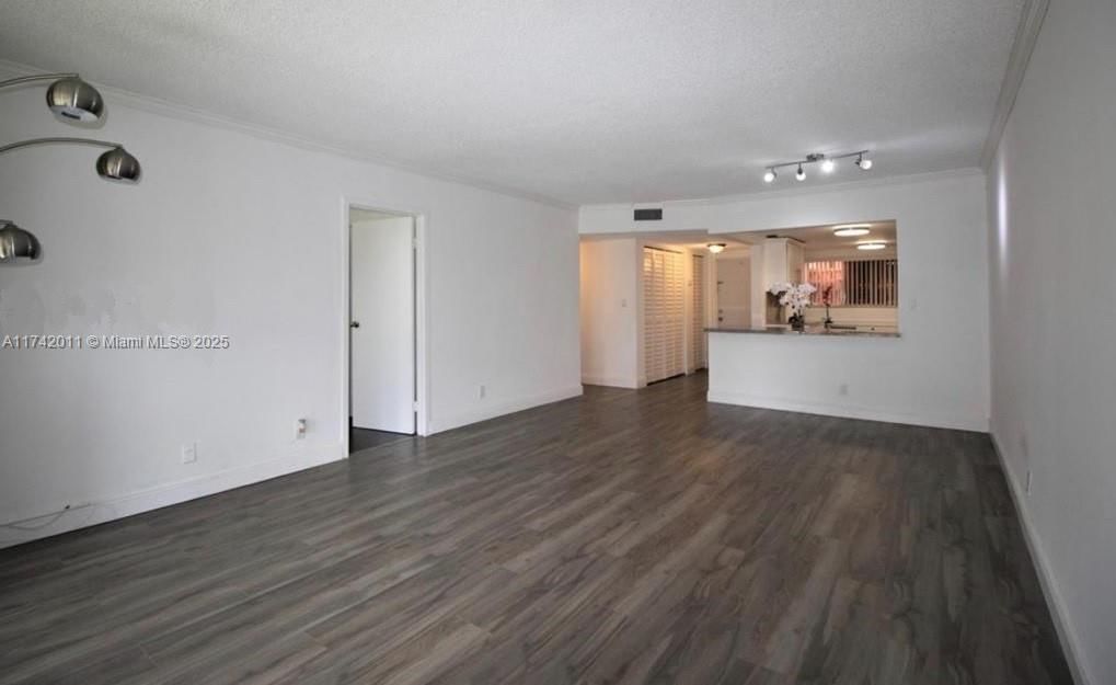 Real estate property located at 8340 Sands Point Blvd P101, Broward, Sands Point Condominium I, Tamarac, FL