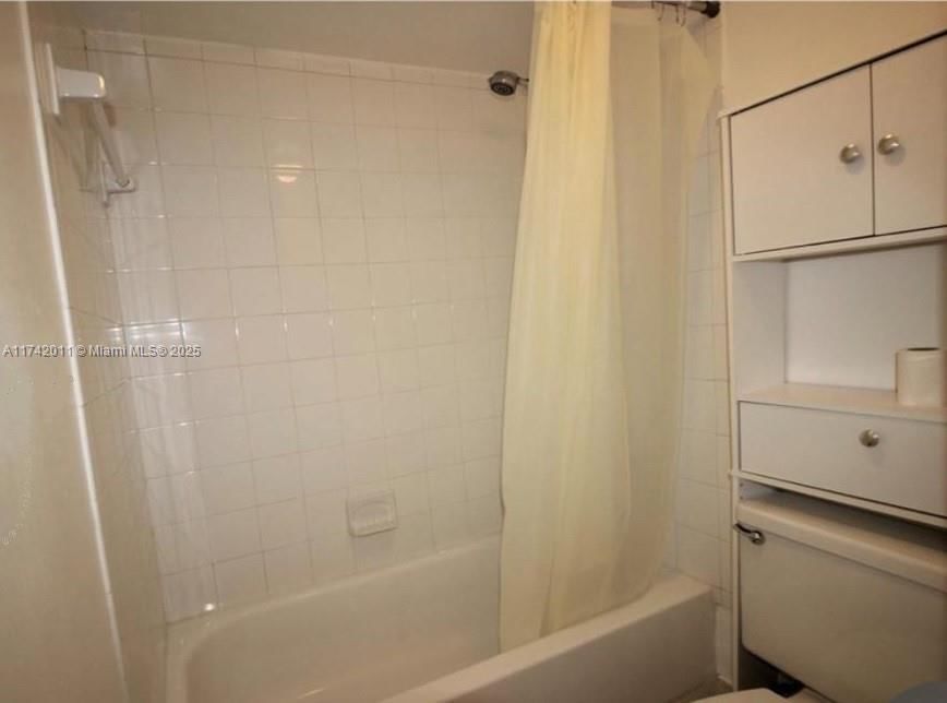 Real estate property located at 8340 Sands Point Blvd P101, Broward, Sands Point Condominium I, Tamarac, FL