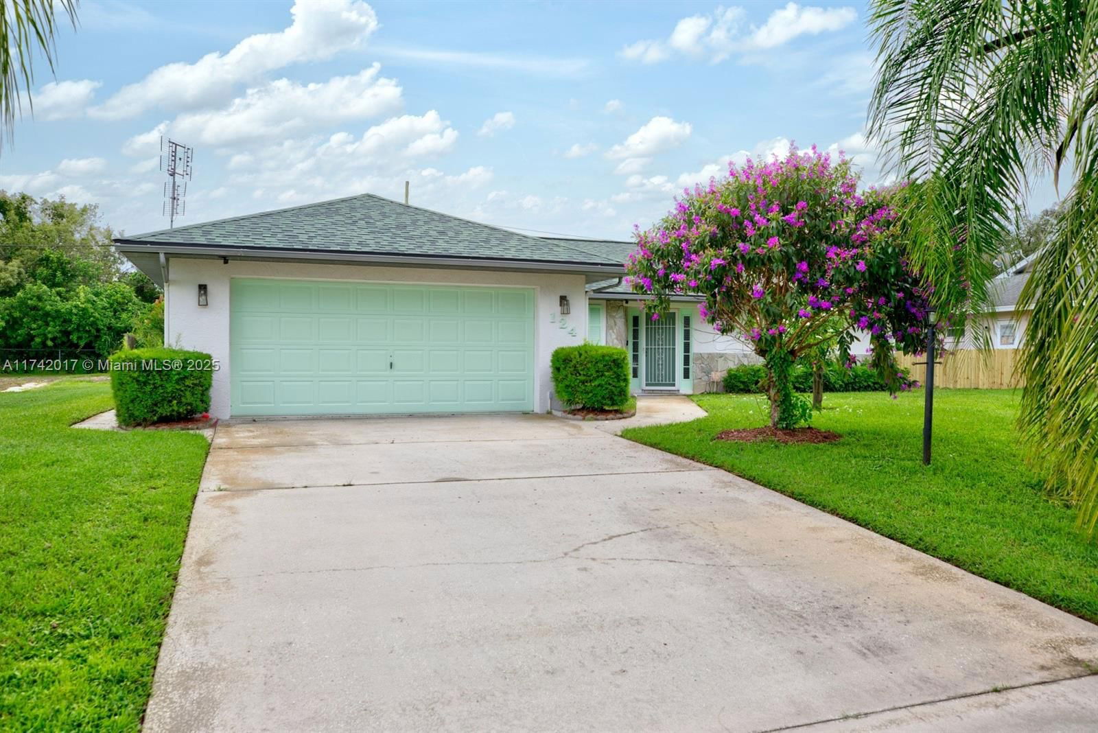 Real estate property located at 124 Lemon Road NW, Highlands, Placid Lakes, Lake Placid, FL