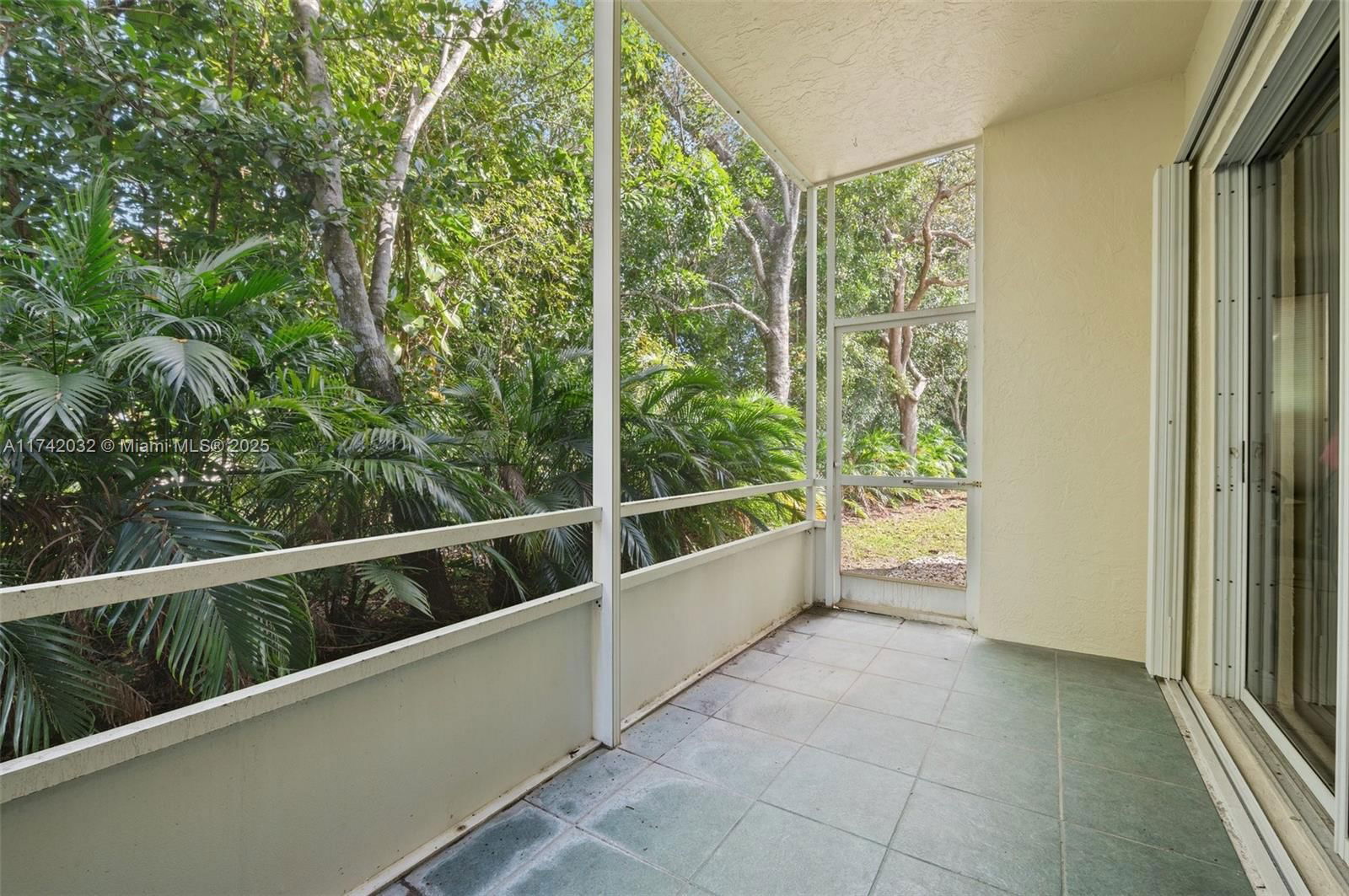 Real estate property located at 12321 10th Dr A-6, Broward, Steeplechase At Eagle Tra, Coral Springs, FL