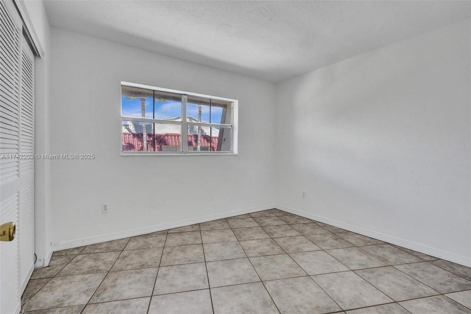 Real estate property located at 8650 67th Ave #1022, Miami-dade, Villas Of Pinecrest Condo, Pinecrest, FL