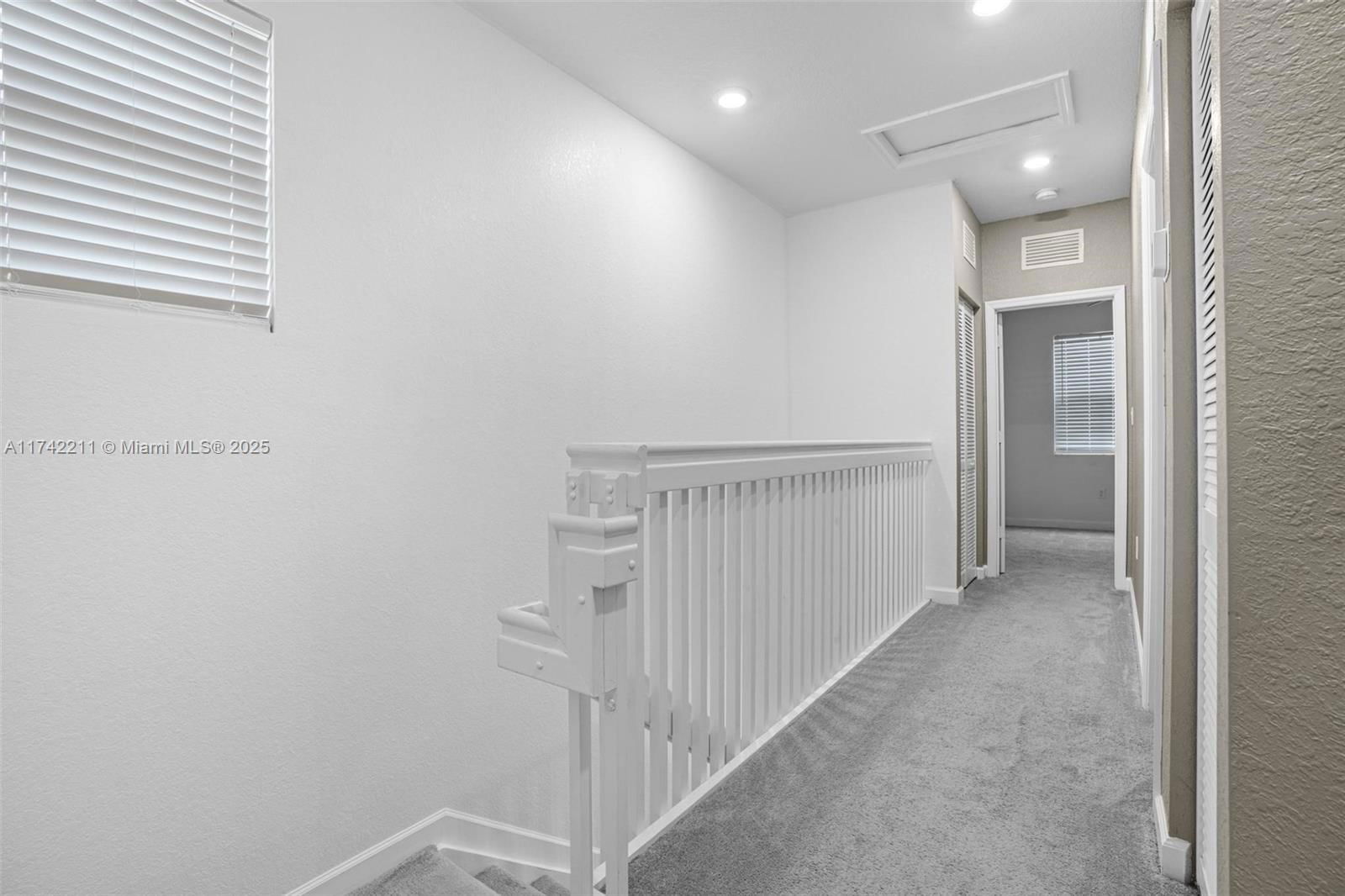 Real estate property located at 11047 32nd Ln, Miami-dade, Aquabella North Replat, Hialeah, FL