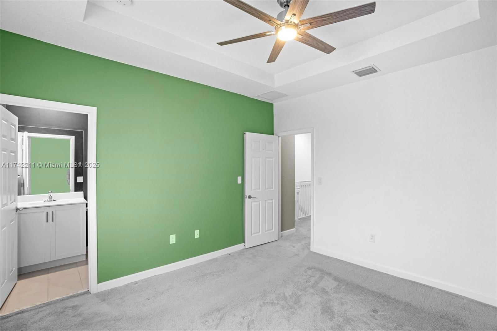 Real estate property located at 11047 32nd Ln, Miami-dade, Aquabella North Replat, Hialeah, FL