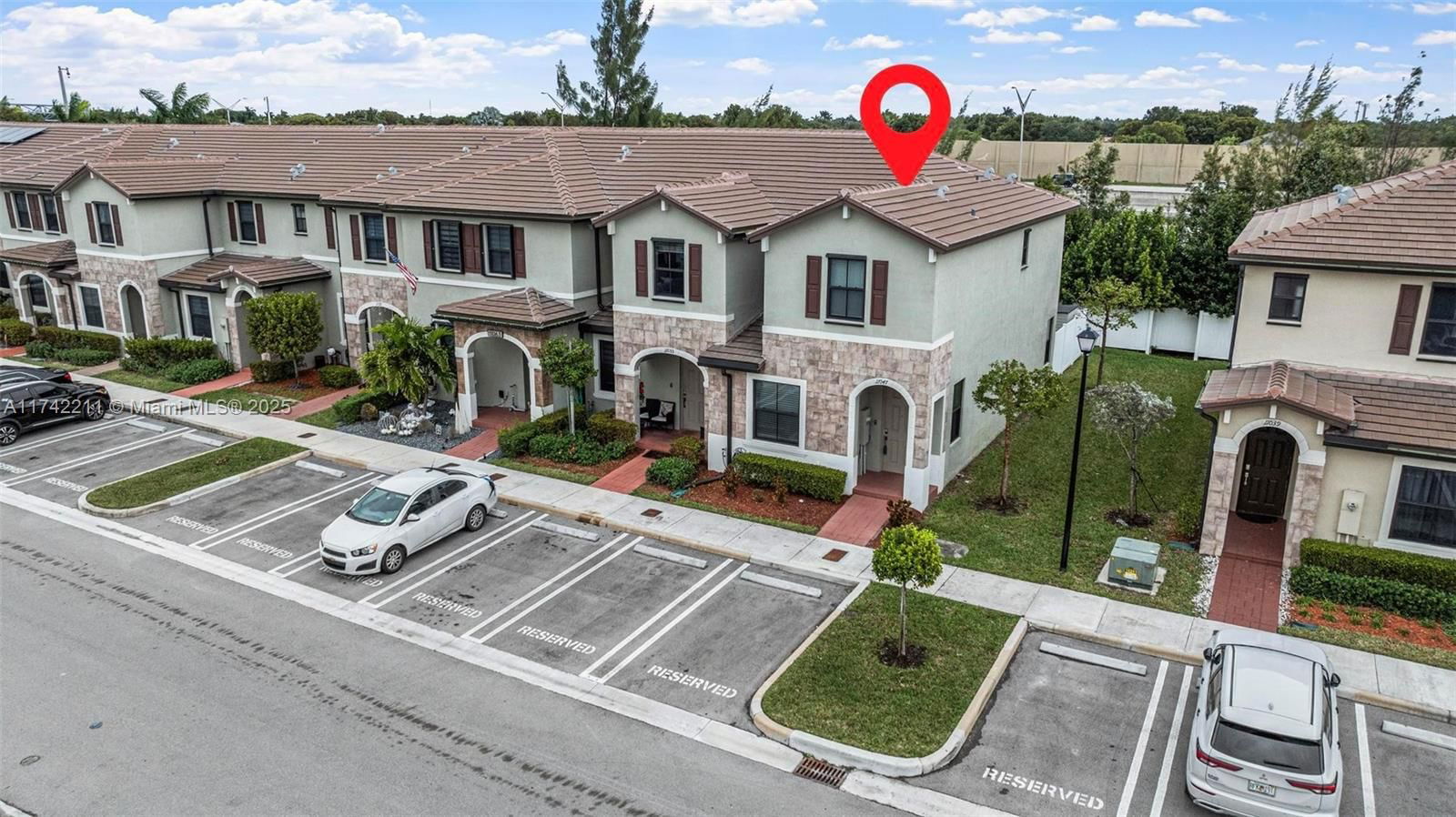 Real estate property located at 11047 32nd Ln, Miami-dade, Aquabella North Replat, Hialeah, FL