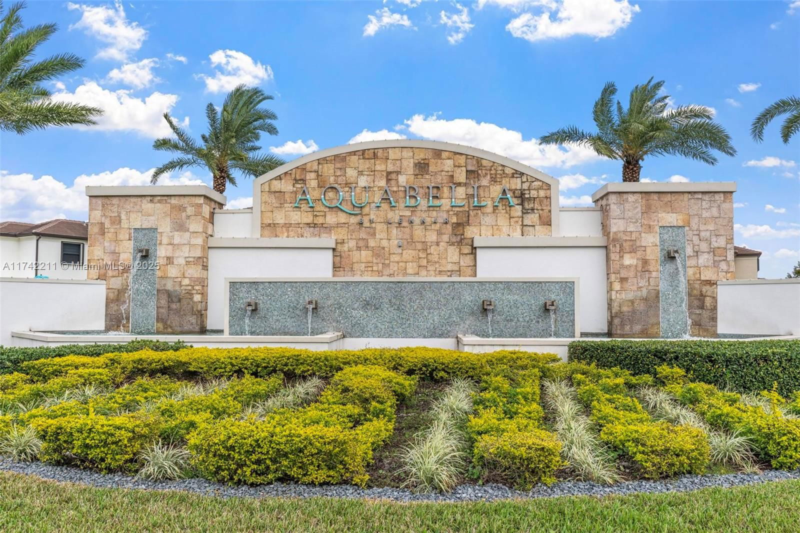 Real estate property located at 11047 32nd Ln, Miami-dade, Aquabella North Replat, Hialeah, FL