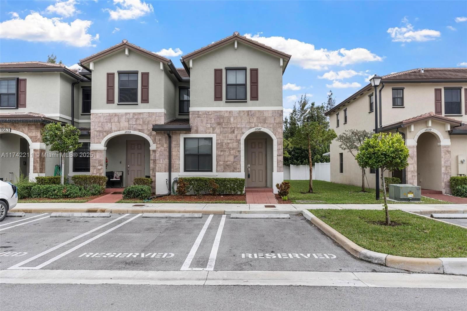 Real estate property located at 11047 32nd Ln, Miami-dade, Aquabella North Replat, Hialeah, FL