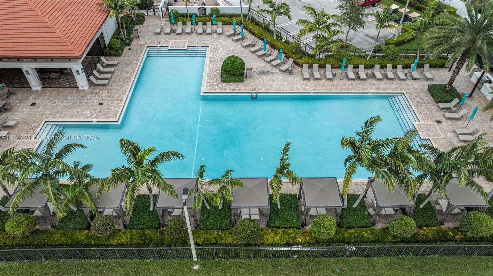 Real estate property located at 11047 32nd Ln, Miami-dade, Aquabella North Replat, Hialeah, FL