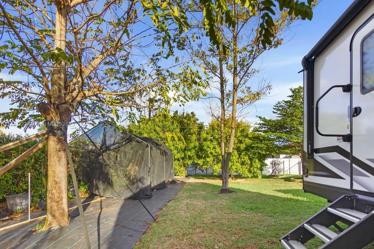 Real estate property located at 16761 299th St, Miami-dade, So Highland Estates, Homestead, FL