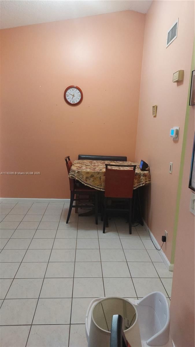 Real estate property located at 104 Freedom Ct #104, Broward, Freedom Square Condo, Deerfield Beach, FL