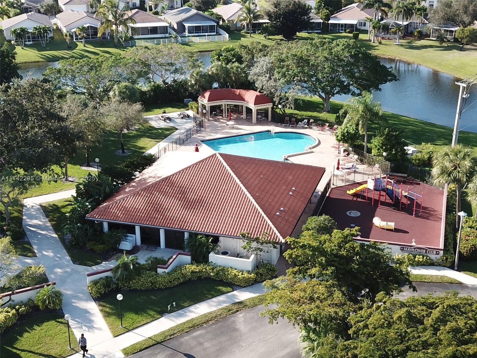Real estate property located at 104 Freedom Ct #104, Broward, Freedom Square Condo, Deerfield Beach, FL