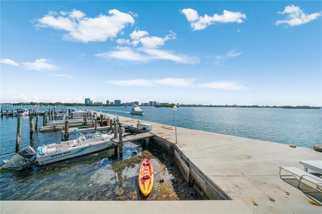 Real estate property located at 2700 135th St #32, Miami-dade, Fairmont House Inc - Co-o, North Miami, FL