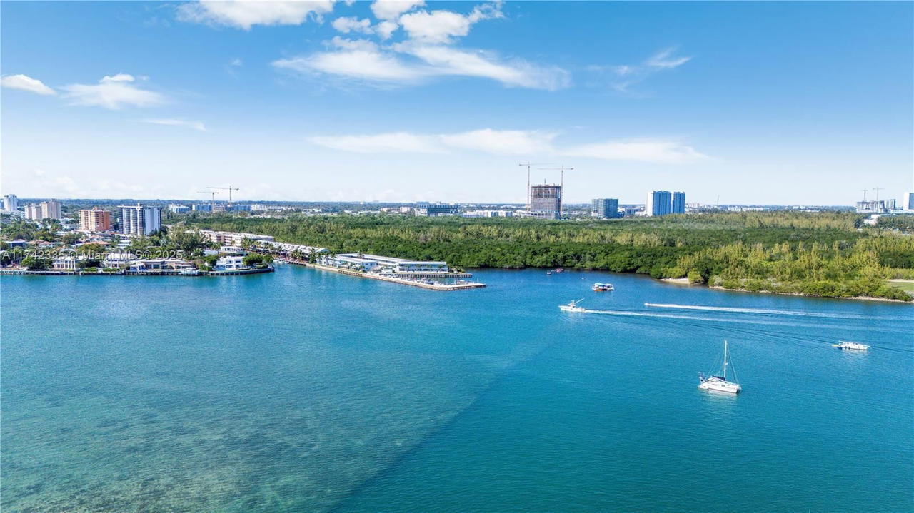 Real estate property located at 2700 135th St #32, Miami-dade, Fairmont House Inc - Co-o, North Miami, FL