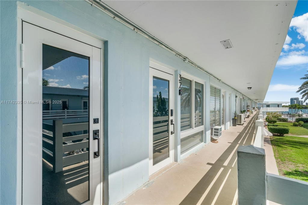 Real estate property located at 2700 135th St #32, Miami-dade, Fairmont House Inc - Co-o, North Miami, FL