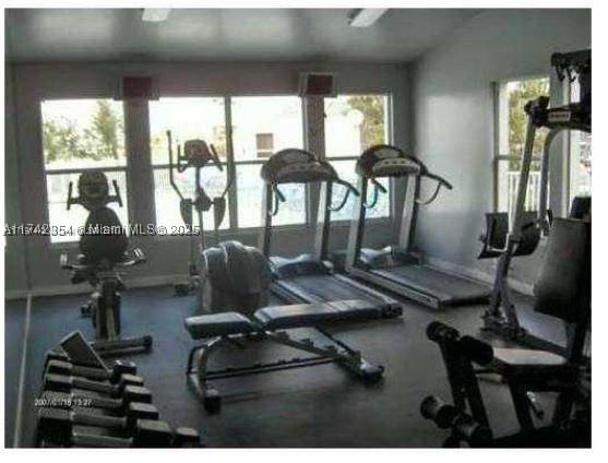 Real estate property located at 3441 44th St #106, Broward, Summer Lake, Oakland Park, FL