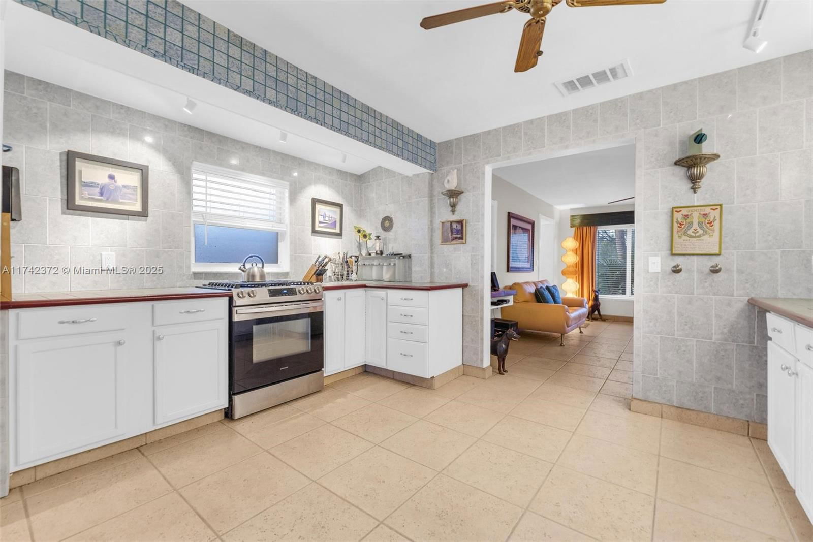 Real estate property located at 1614 Fletcher St, Broward, Sunset Trails No 4, Hollywood, FL