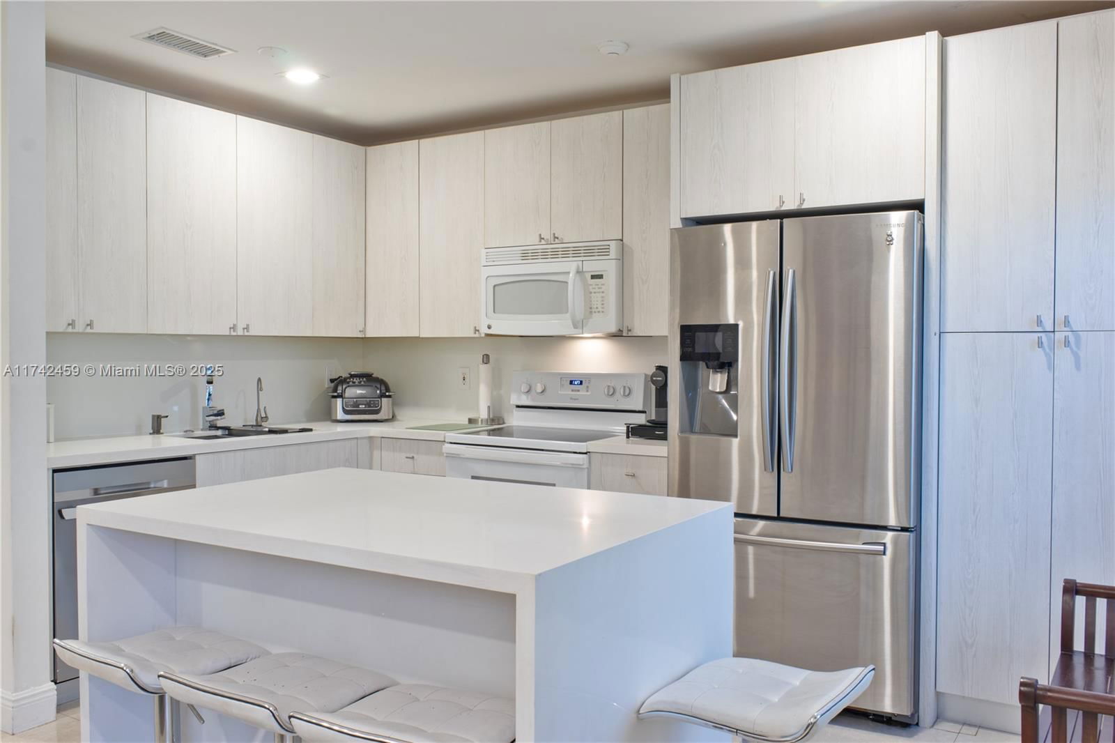 Real estate property located at 803 Garnet Circles, Broward, Sector 5 Parcel, Weston, FL