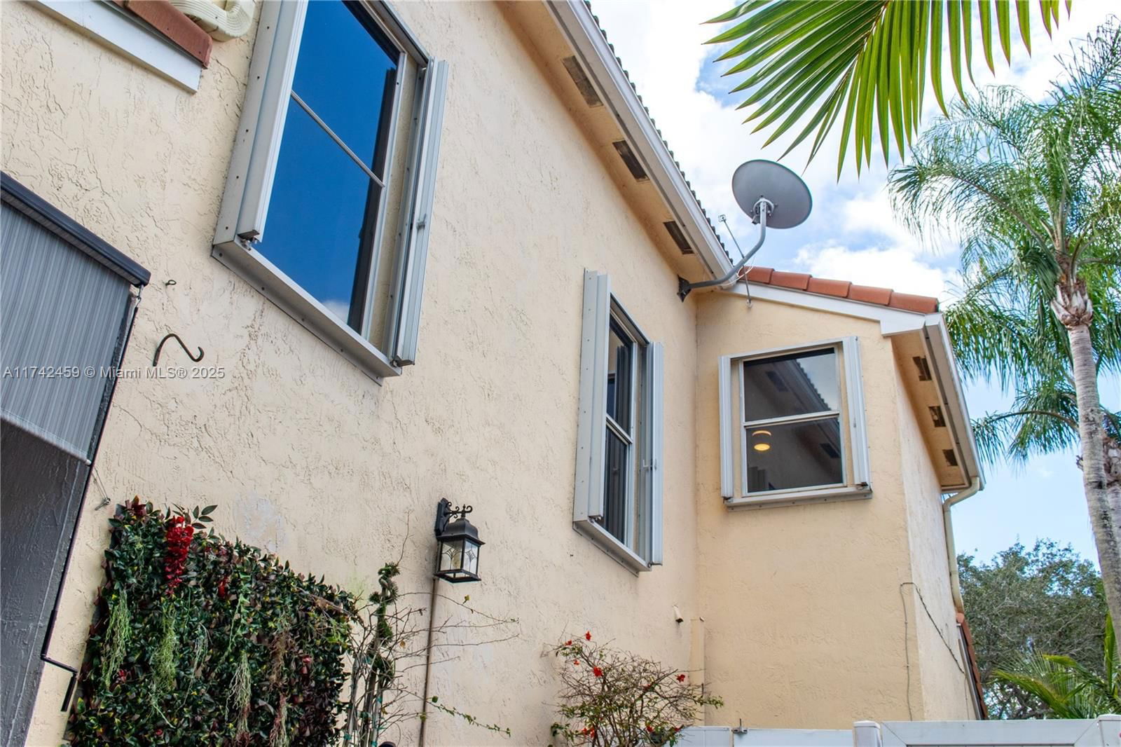 Real estate property located at 803 Garnet Circles, Broward, Sector 5 Parcel, Weston, FL