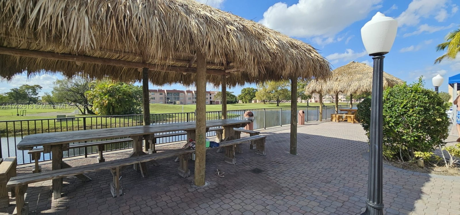 Real estate property located at 9380 Sunrise Lakes Blvd #103, Broward, Sunrise Lakes 116 Condo, Sunrise, FL