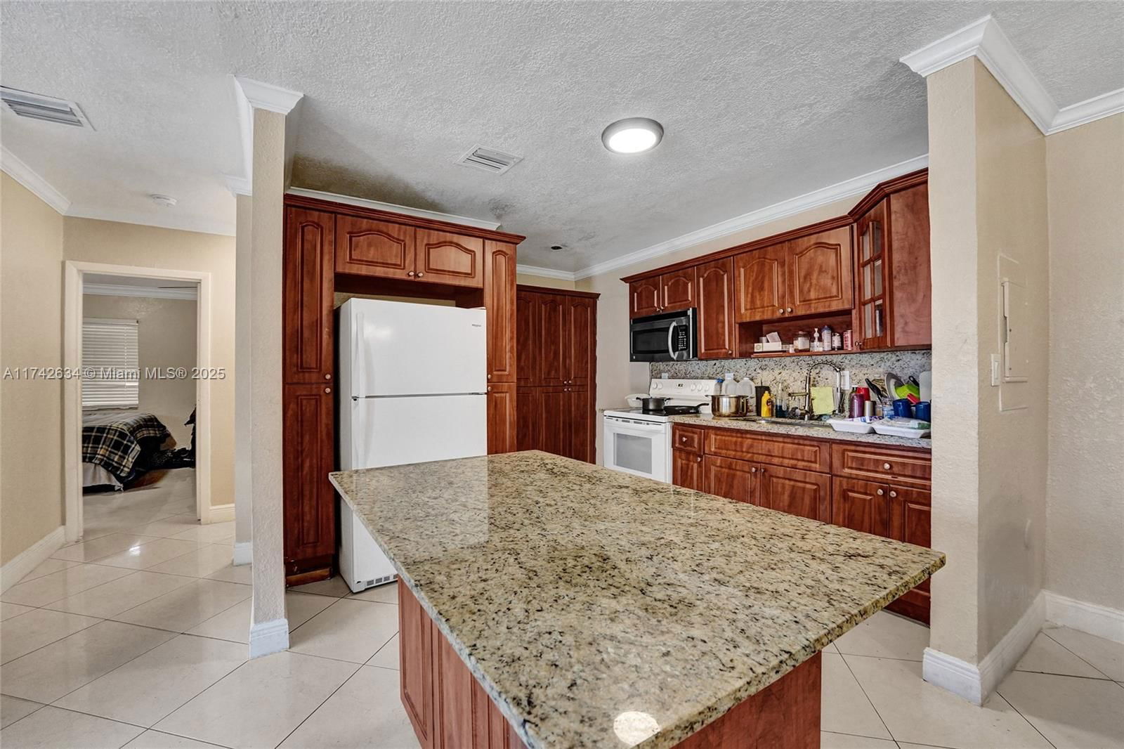Real estate property located at 15831 29th Ave, Miami-dade, Golden Highlands Est, Miami Gardens, FL