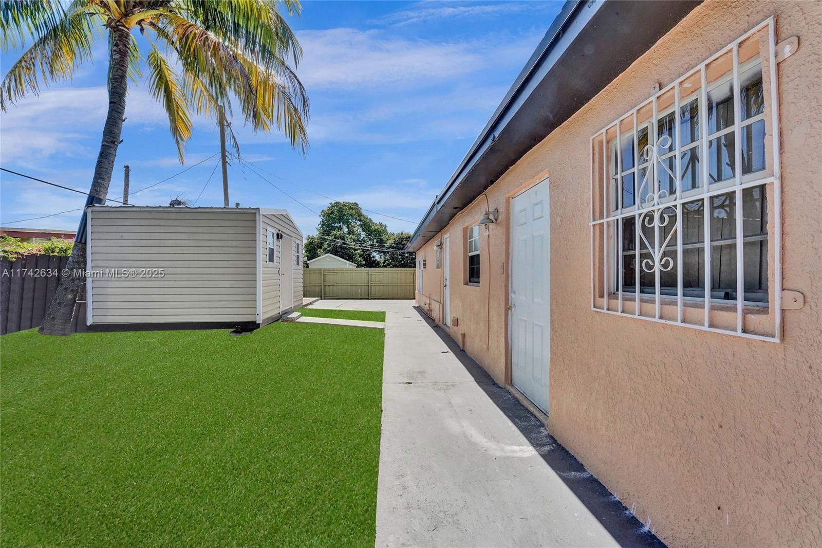 Real estate property located at 15831 29th Ave, Miami-dade, Golden Highlands Est, Miami Gardens, FL