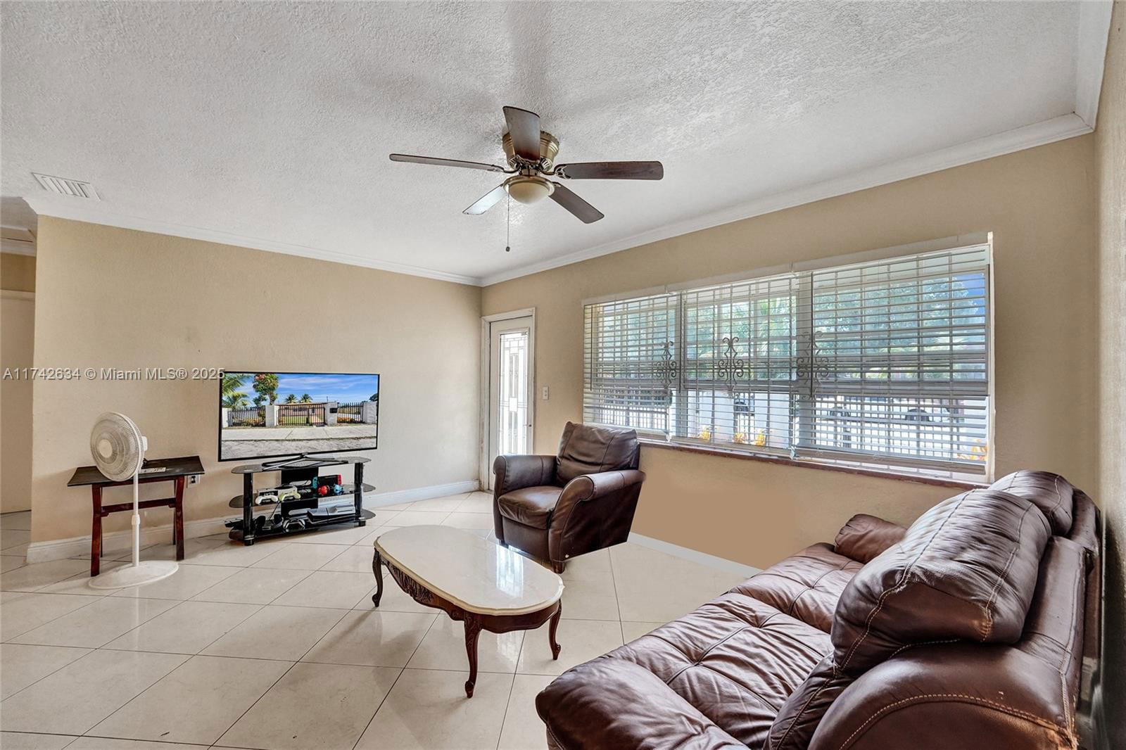 Real estate property located at 15831 29th Ave, Miami-dade, Golden Highlands Est, Miami Gardens, FL