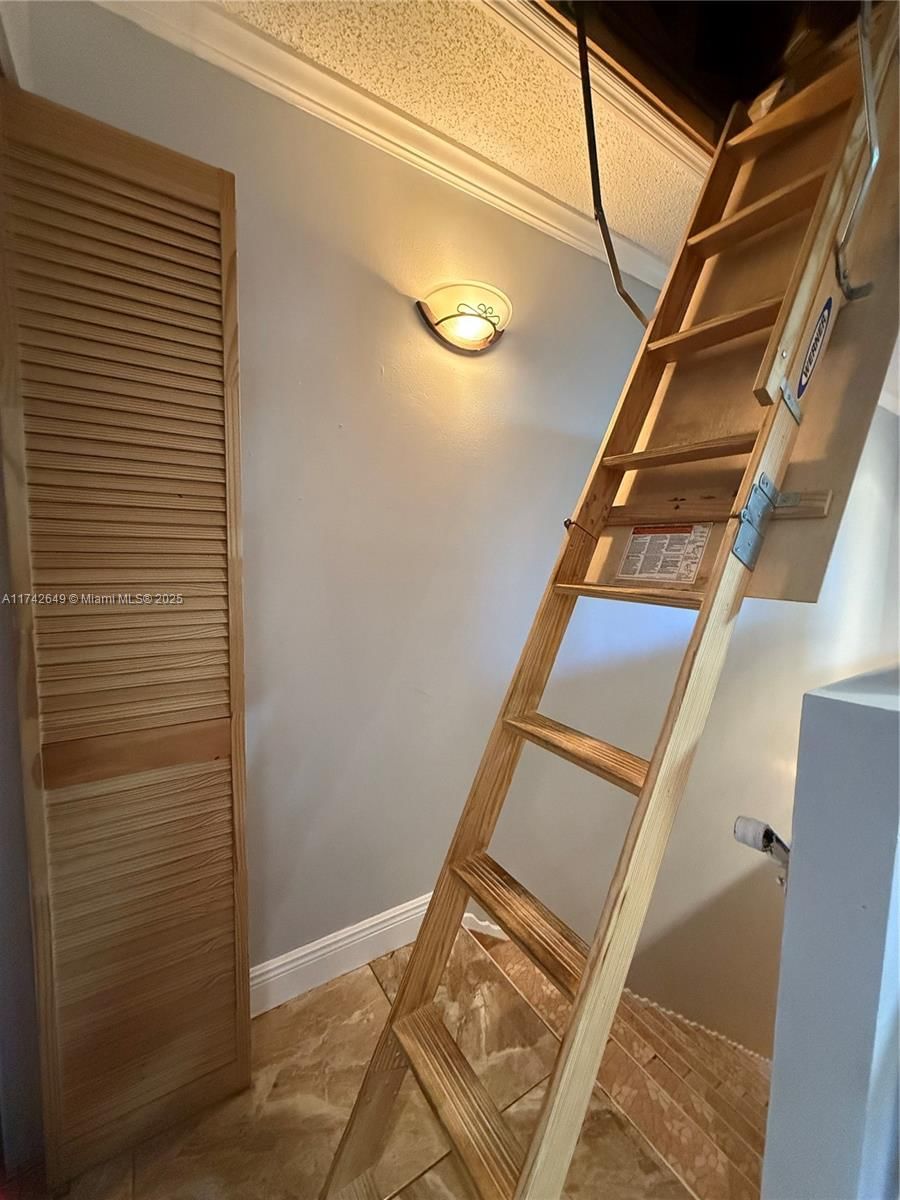 Real estate property located at 3030 68th St #201, Broward, Gardens Condo, Fort Lauderdale, FL