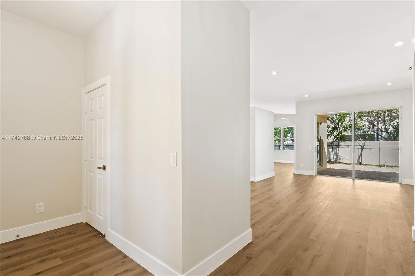 Real estate property located at 12875 50th Ct, Broward, Bellagio At Vizcaya, Miramar, FL