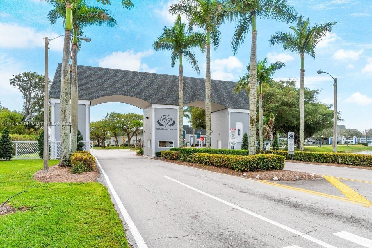 Real estate property located at 265 Tuscany E #265, Palm Beach, Kings Point Tuscany Condo, Delray Beach, FL