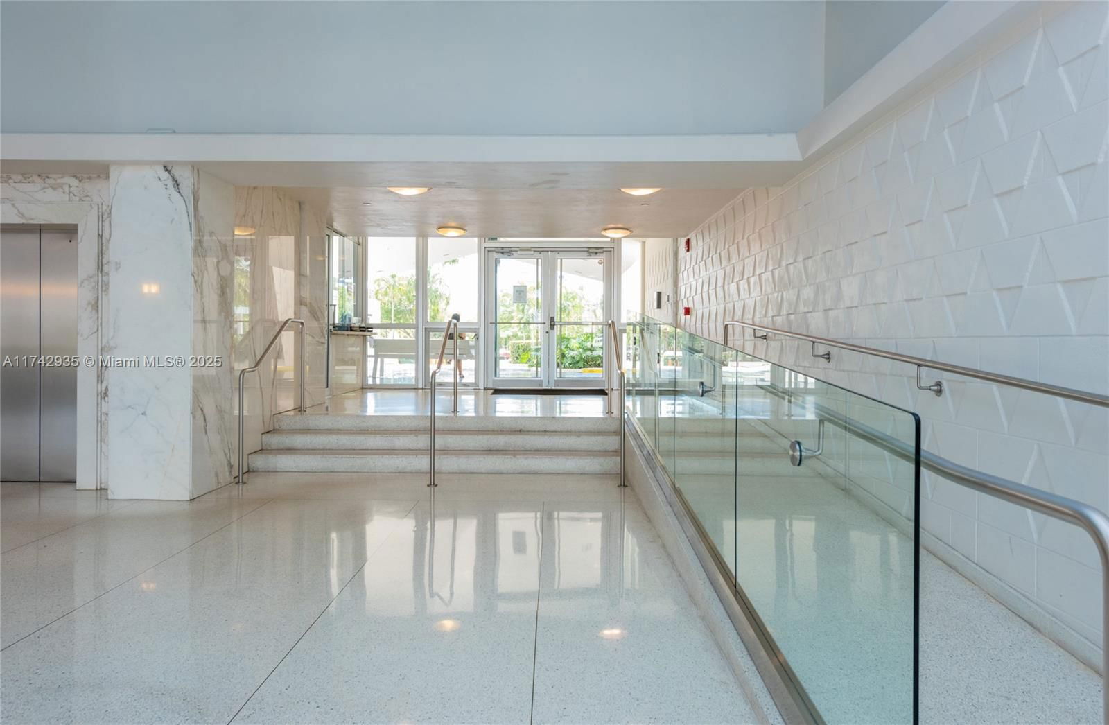 Real estate property located at 3 Island Ave #12C, Miami-dade, Terrace Towers, Miami Beach, FL