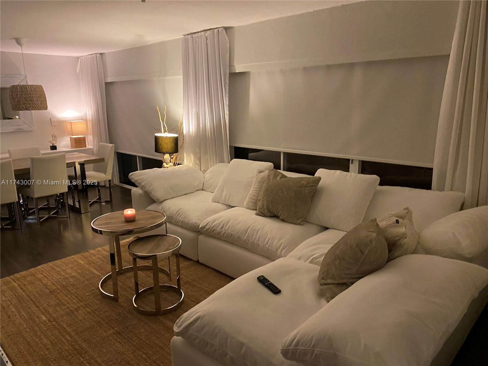 Real estate property located at 15675 84th Ter #906, Miami-dade, South Lake Villas Condo, Miami, FL