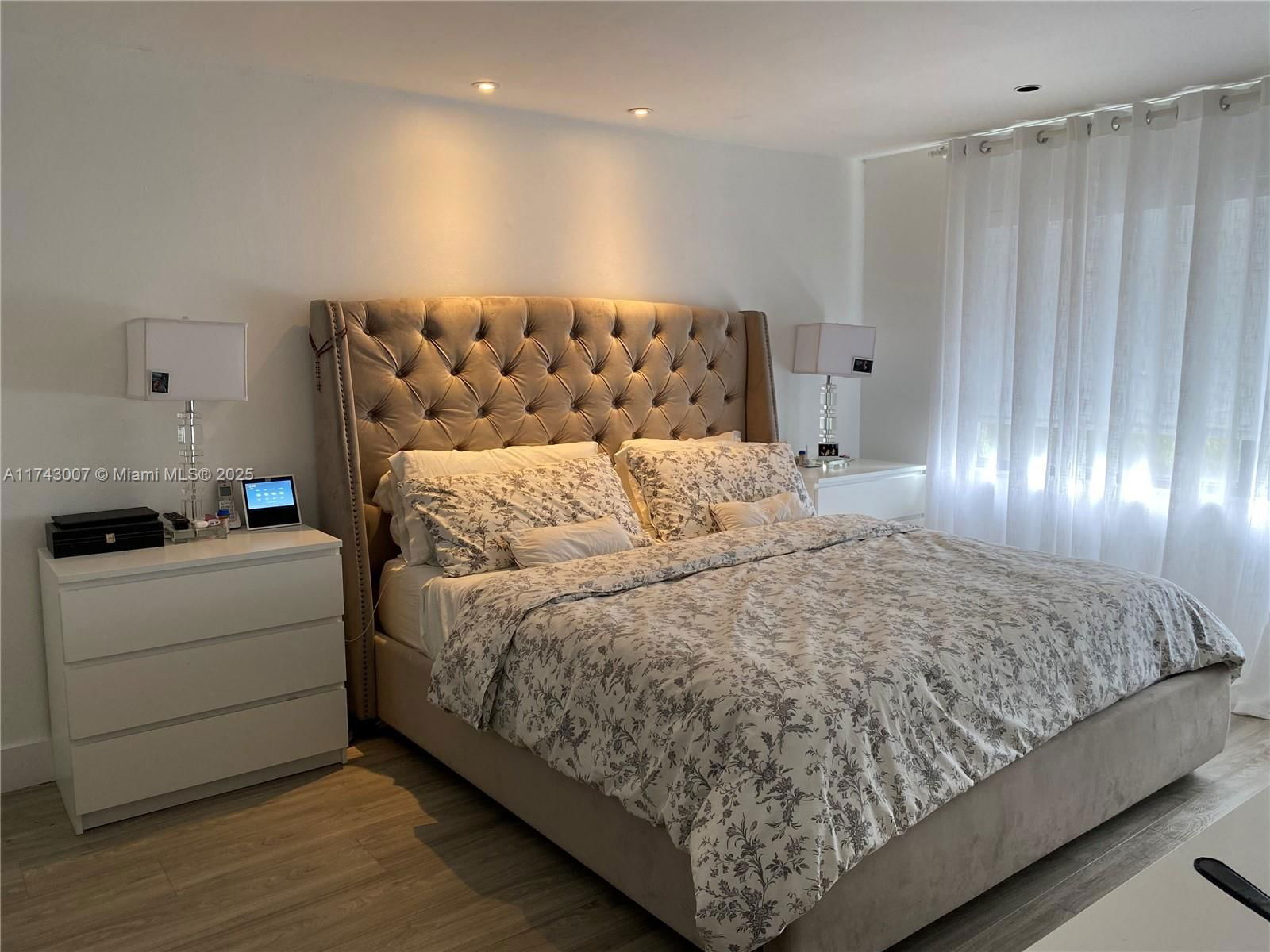 Real estate property located at 15675 84th Ter #906, Miami-dade, South Lake Villas Condo, Miami, FL