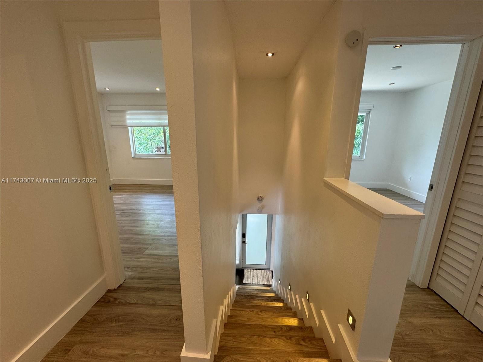 Real estate property located at 15675 84th Ter #906, Miami-dade, South Lake Villas Condo, Miami, FL