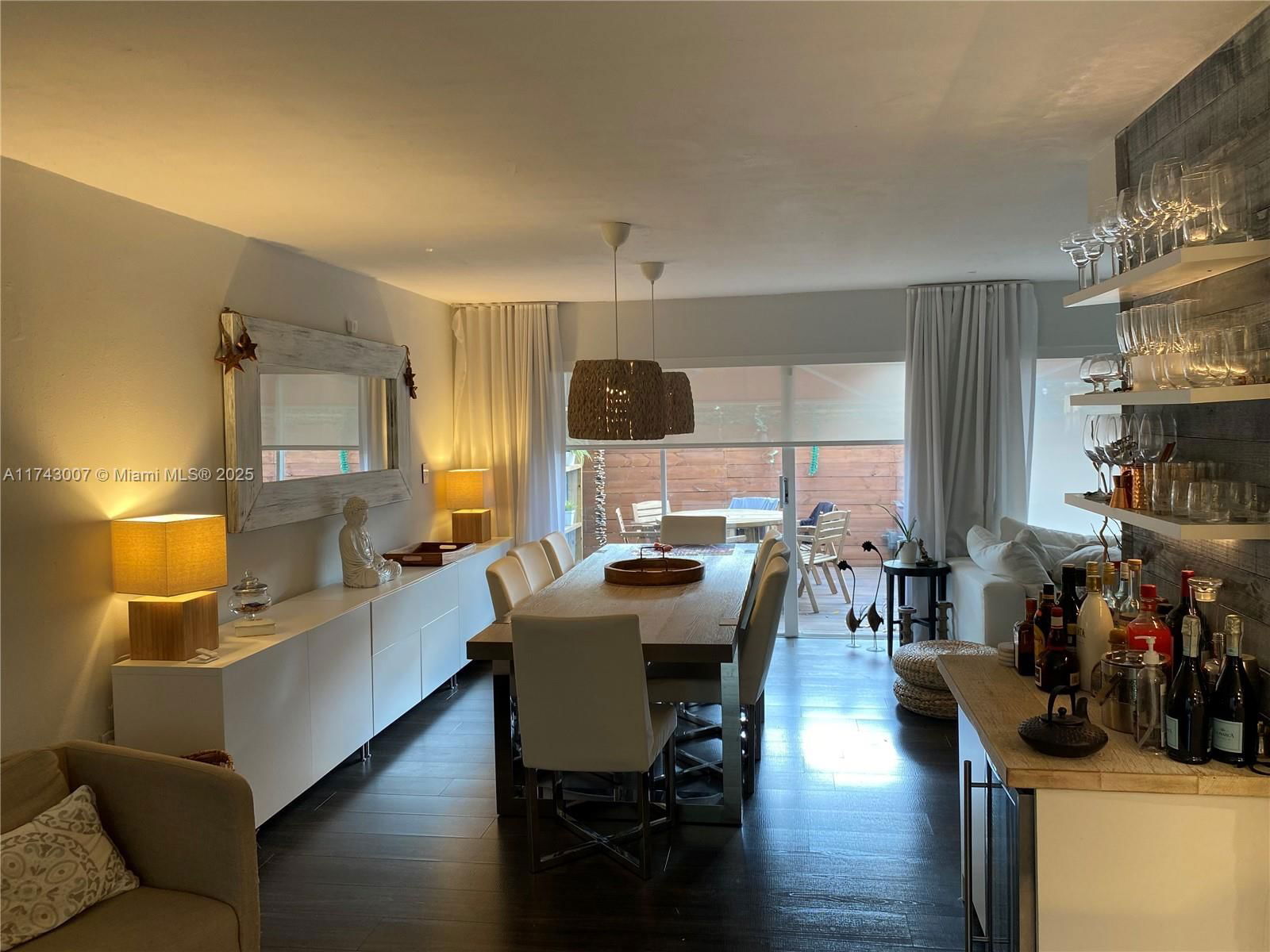 Real estate property located at 15675 84th Ter #906, Miami-dade, South Lake Villas Condo, Miami, FL