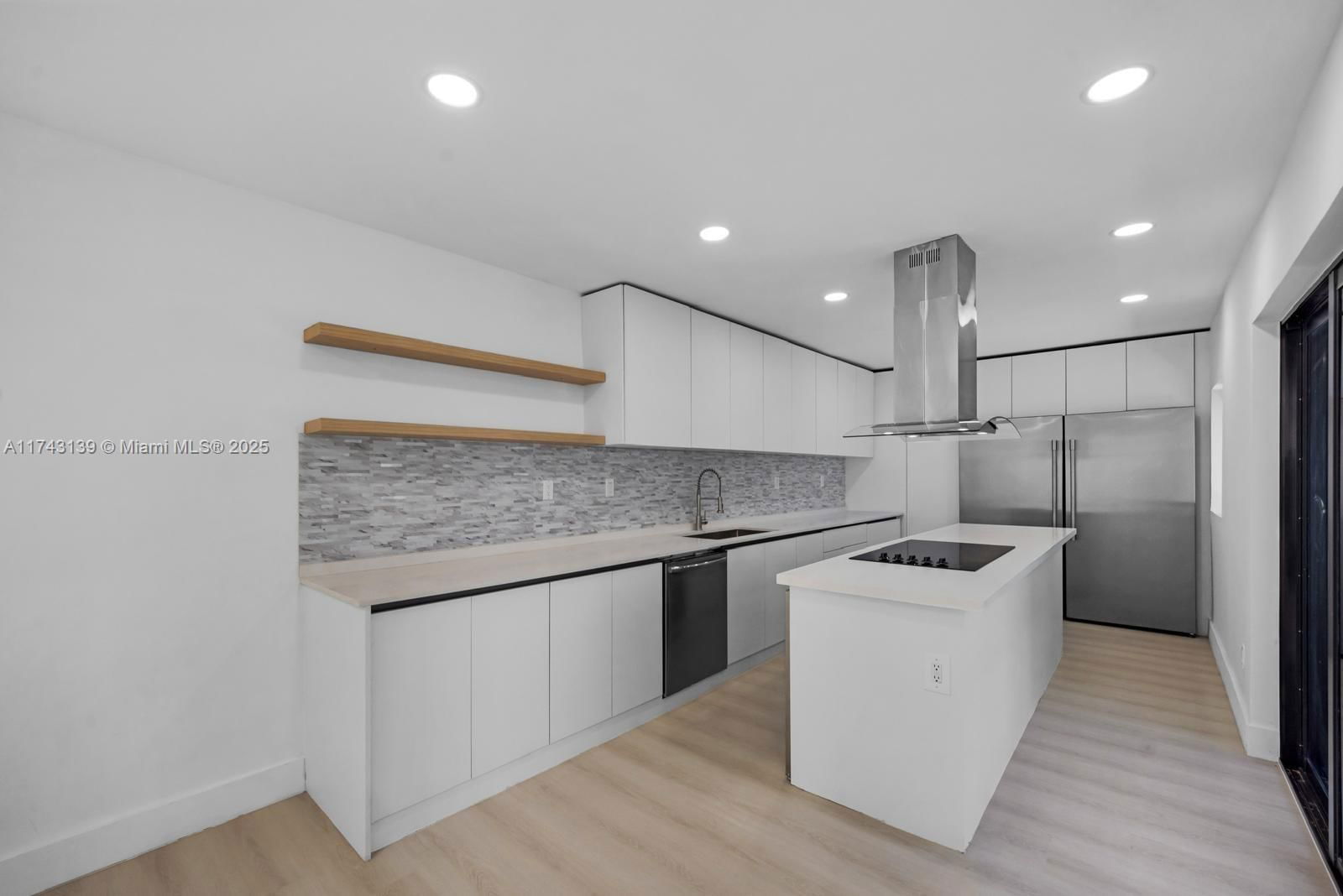Real estate property located at 6431 109th Ct, Miami-dade, Westwood Ests Sec 2 2nd A, Miami, FL