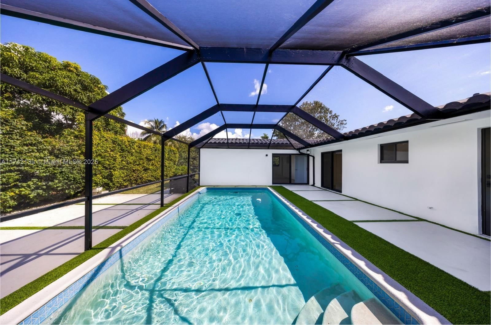 Real estate property located at 6431 109th Ct, Miami-dade, Westwood Ests Sec 2 2nd A, Miami, FL