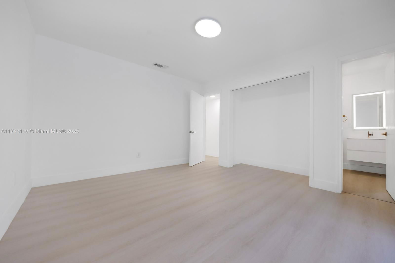 Real estate property located at 6431 109th Ct, Miami-dade, Westwood Ests Sec 2 2nd A, Miami, FL