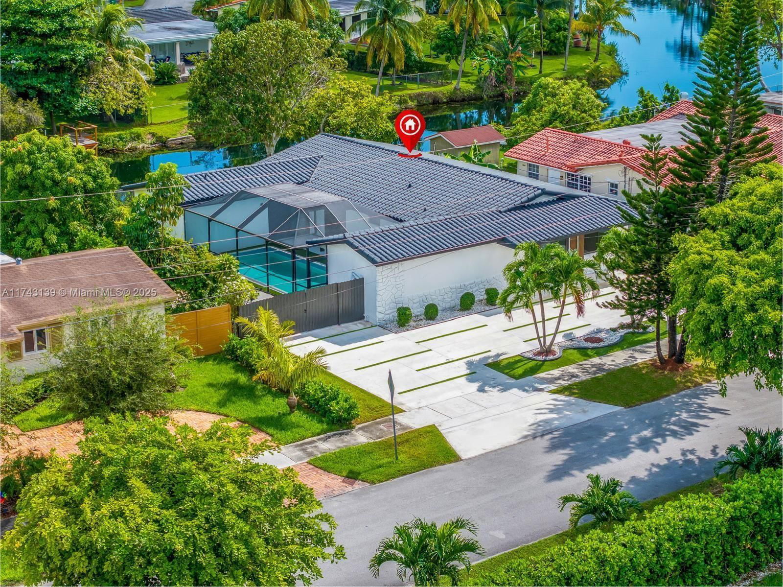 Real estate property located at 6431 109th Ct, Miami-dade, Westwood Ests Sec 2 2nd A, Miami, FL