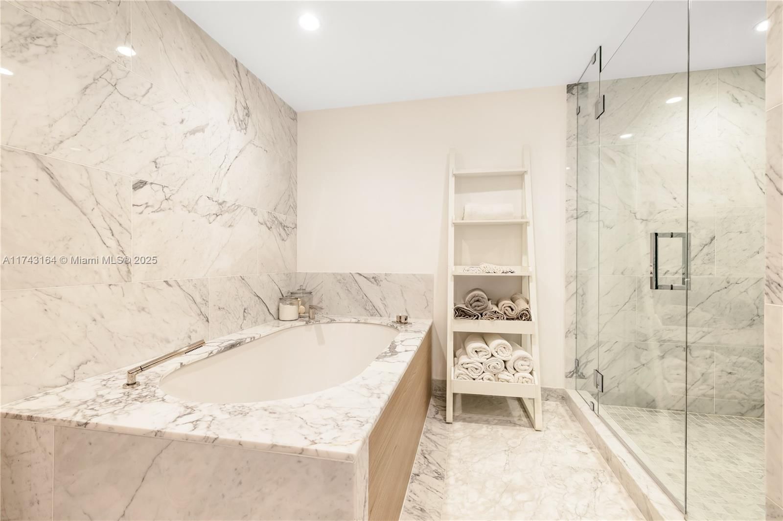 Real estate property located at 1135 103 St #602, Miami-dade, Onda Residences, Bay Harbor Islands, FL