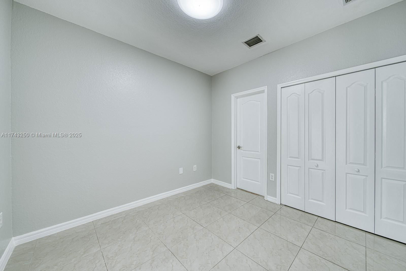 Real estate property located at 10837 228th Ter, Miami-dade, Silver Palm Lake, Miami, FL