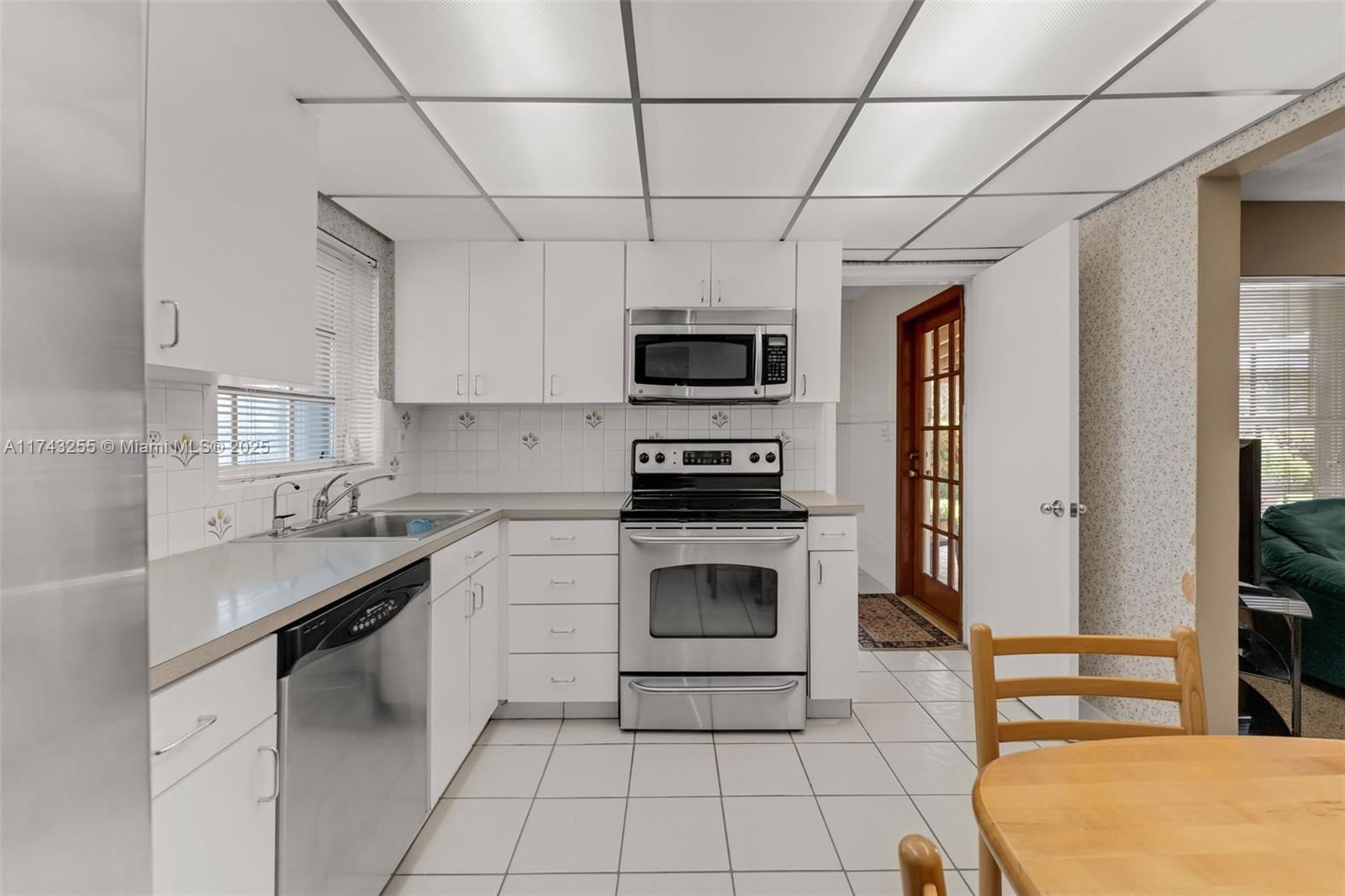 Real estate property located at 2801 117th Ct, Miami-dade, Southern Estates 13th Add, Miami, FL