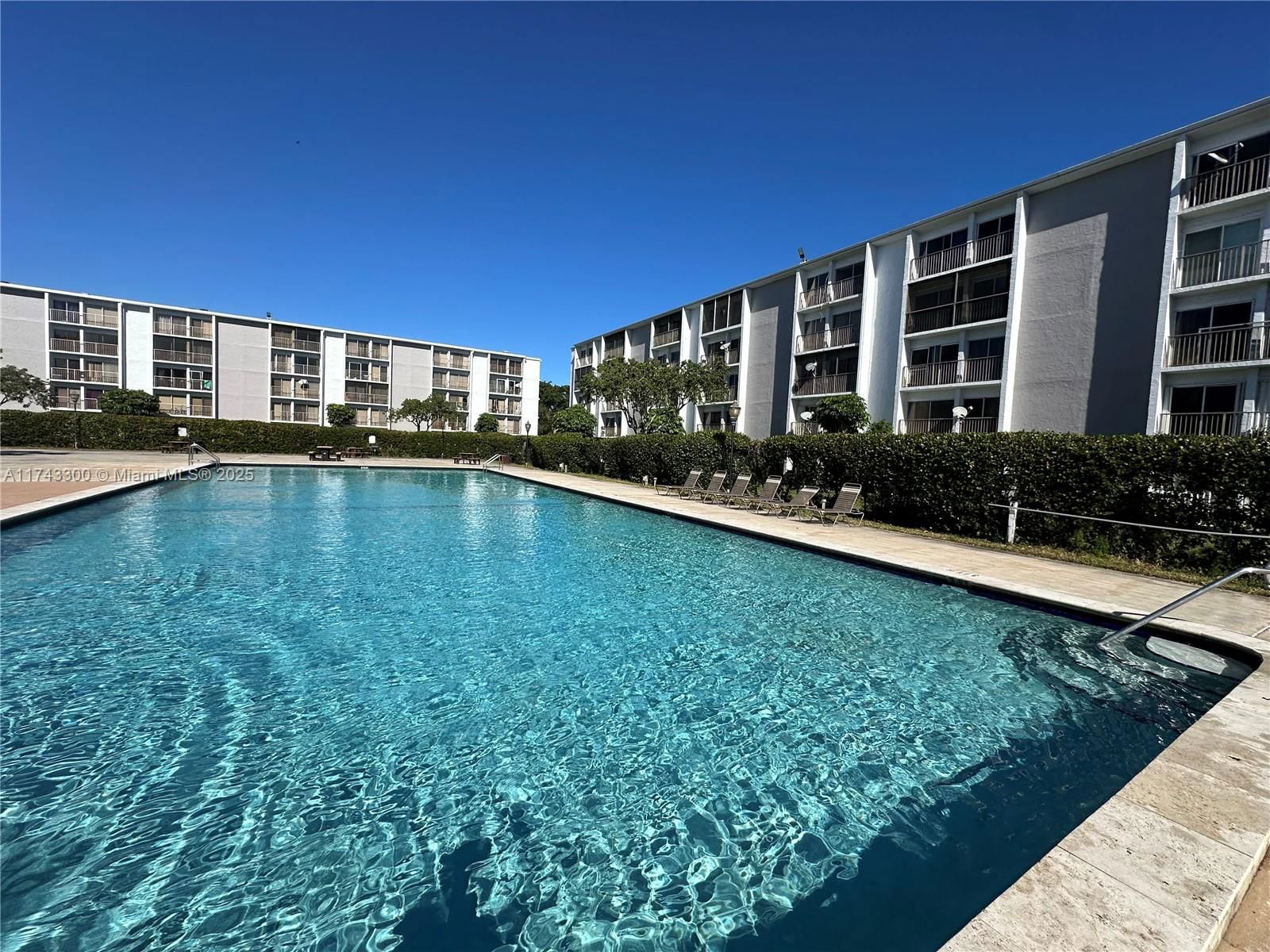 Real estate property located at 8750 Sherman Cir #102, Broward, Lakeshore At University P, Miramar, FL
