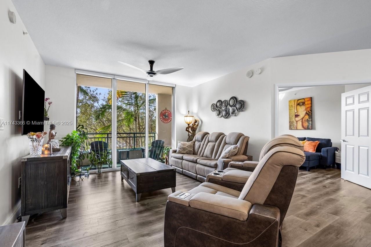 Real estate property located at 510 84th Ave #225, Broward, Veranda Condo, Plantation, FL
