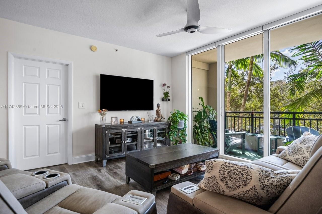 Real estate property located at 510 84th Ave #225, Broward, Veranda Condo, Plantation, FL