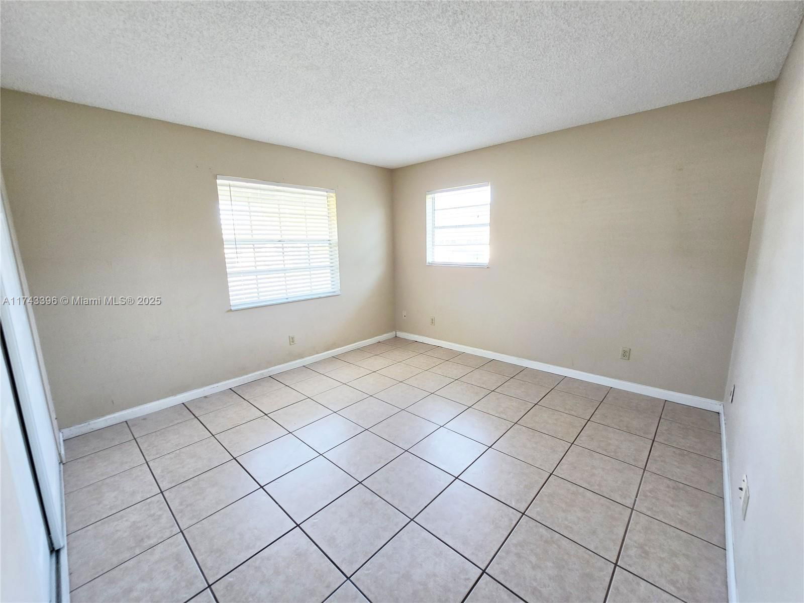 Real estate property located at 4552 Ontario Dr, Martin, Fishermans Cove, Stuart, FL