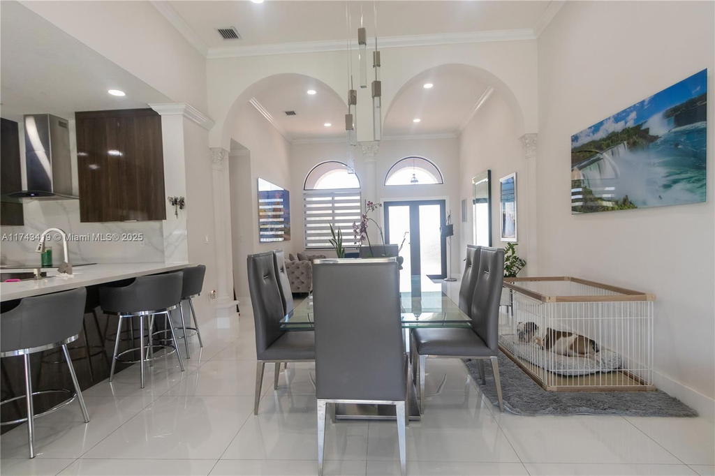 Real estate property located at 7005 5th Ave, Miami-dade, Puppys Sub, Hialeah, FL