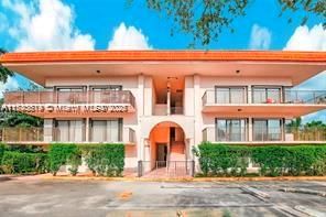Real estate property located at 4725 62nd Ave #303, Broward, Jasmine Lakes I Condo, Davie, FL